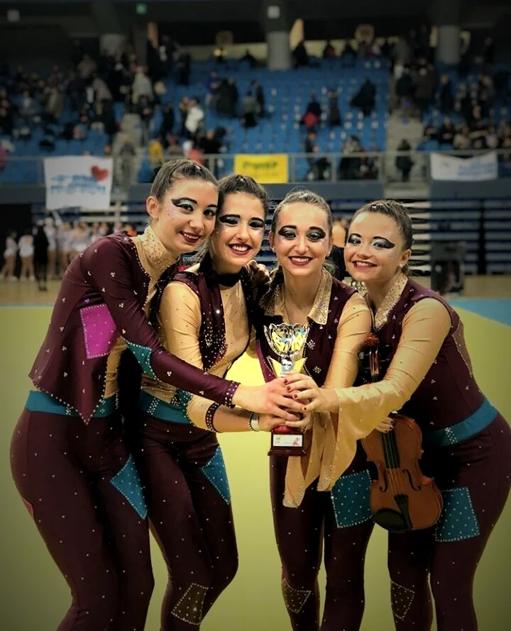 Trophy with violin detail